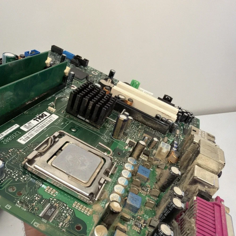 DELL Inspiron 560 0K83V0 LGA775 motherboard w/ 512MB (2x256) RAM